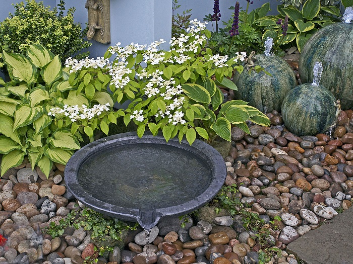Small Garden Water Feature Small Garden Water Feature
